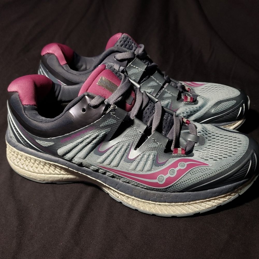 Women's Saucony Triumph ISO 4 size 7